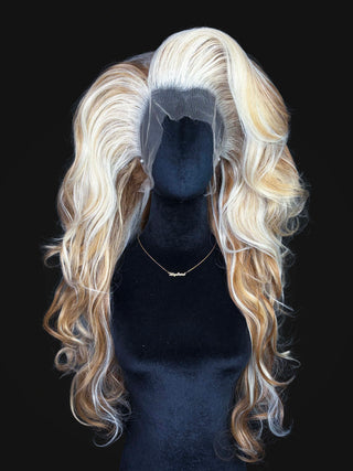 The Queen (STYLED - READY TO SHIP)